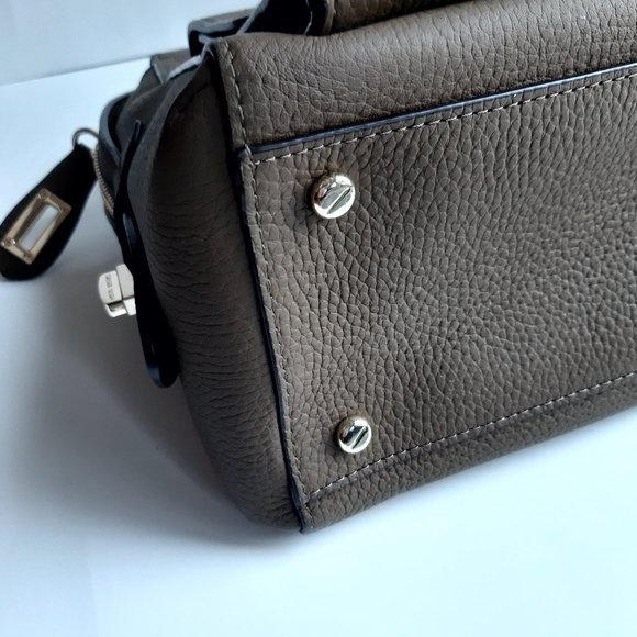 LIKE NEW HENRY BENDEL BAG+dust bag - Picture 11 of 13